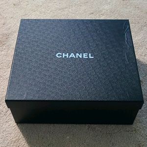 Chanel shoe box for booties empty